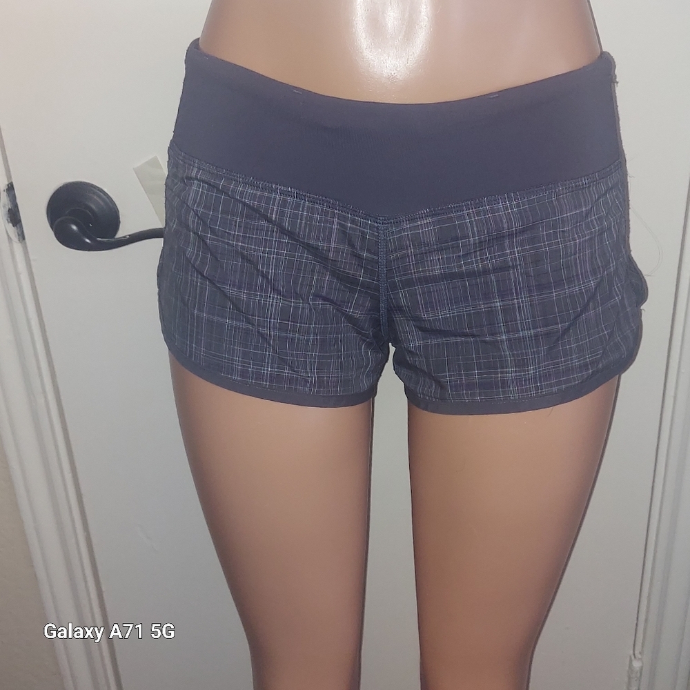 Lululemon Athletica Black Athletic Shorts - Picture 8 of 10